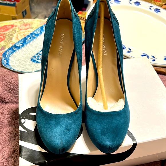 Nine West Shoes - Nine West Blue Suede Heels - Size 8 - Brand New